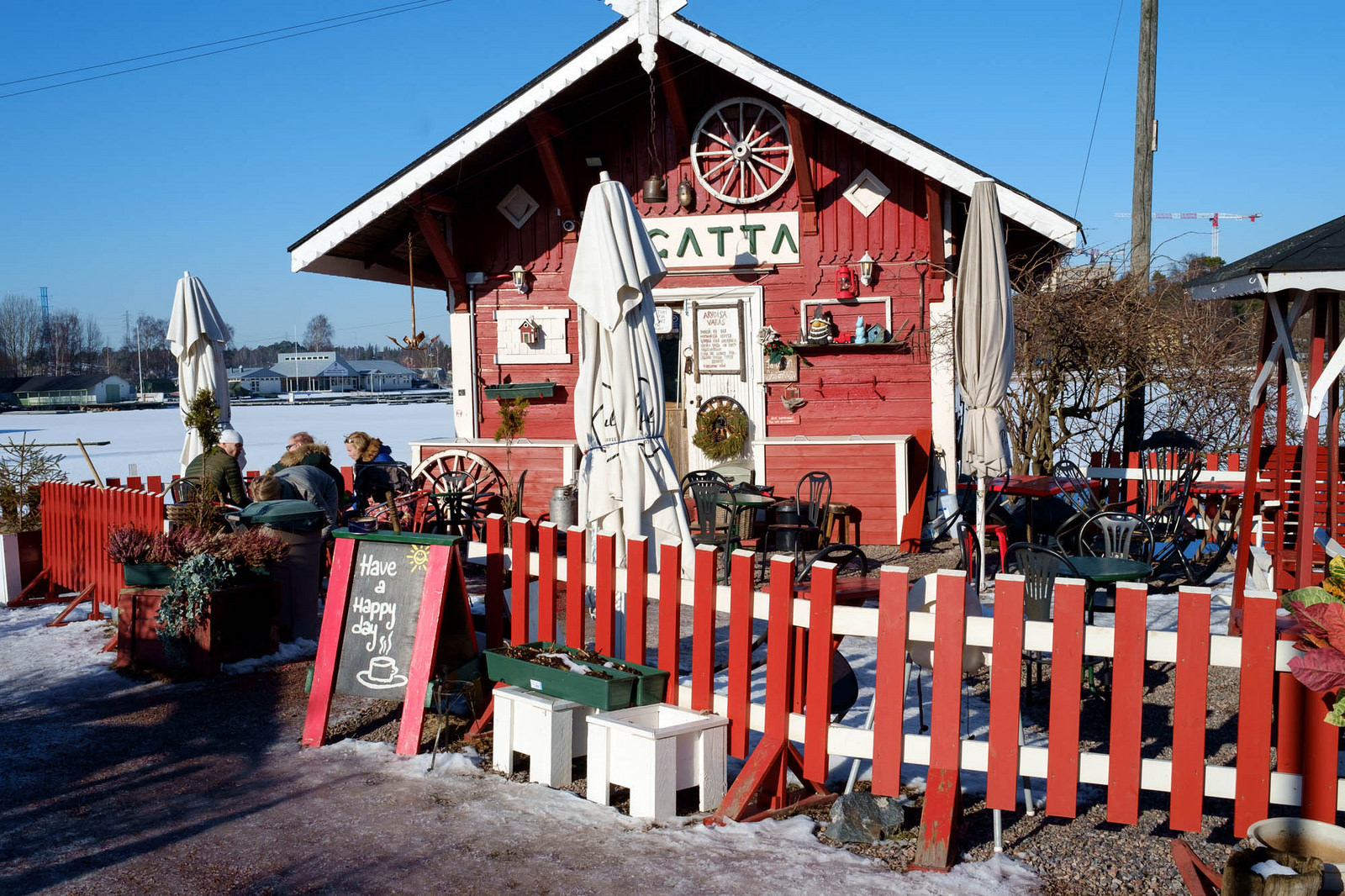   In Helsinki, I found the cold crisp weather was much more tolerable with some help from wood-burning fires, wool blankets, hot drinks and pastries, and Reindeer pelts to sit on. Just look how cozy!  