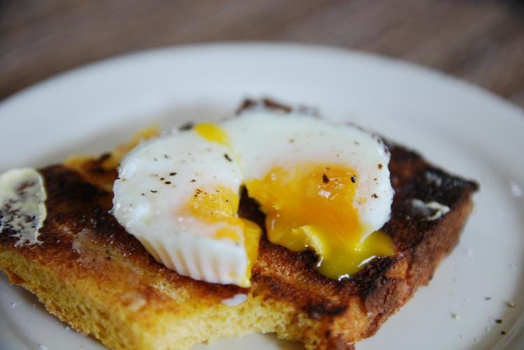 A fried egg sandwich & the end of an era.